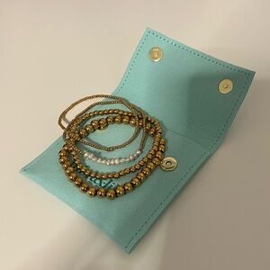 mint&lily Everyday Pearl Bracelet Stacking Set